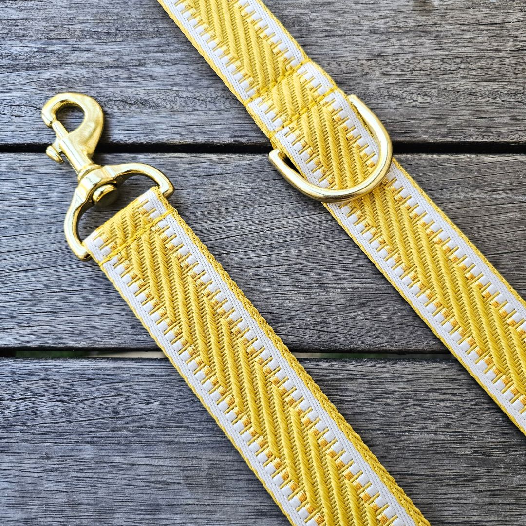 Bumblebee Yellow St Tropez Statement Lead