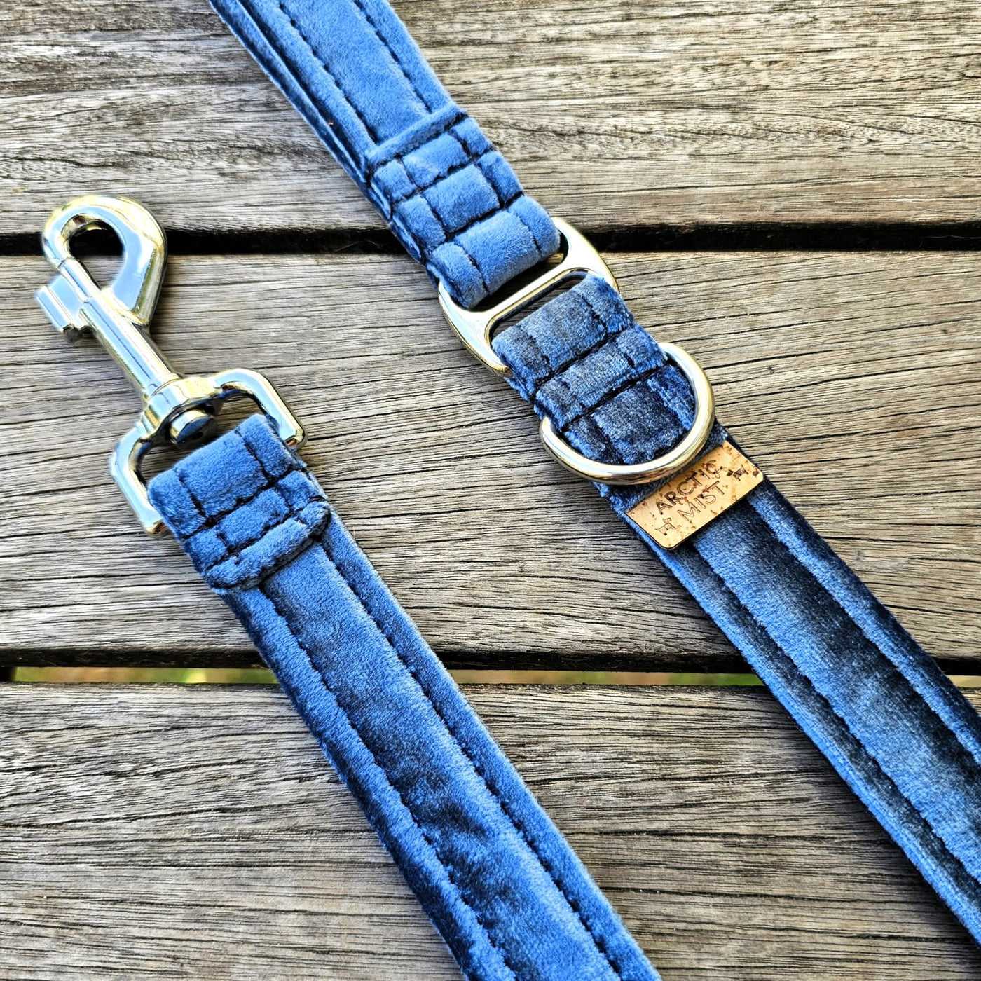 Blue Luxury Velvet Lead