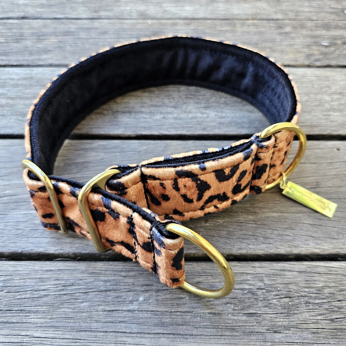 Leopard Luxury Velvet Limited Slip Collar